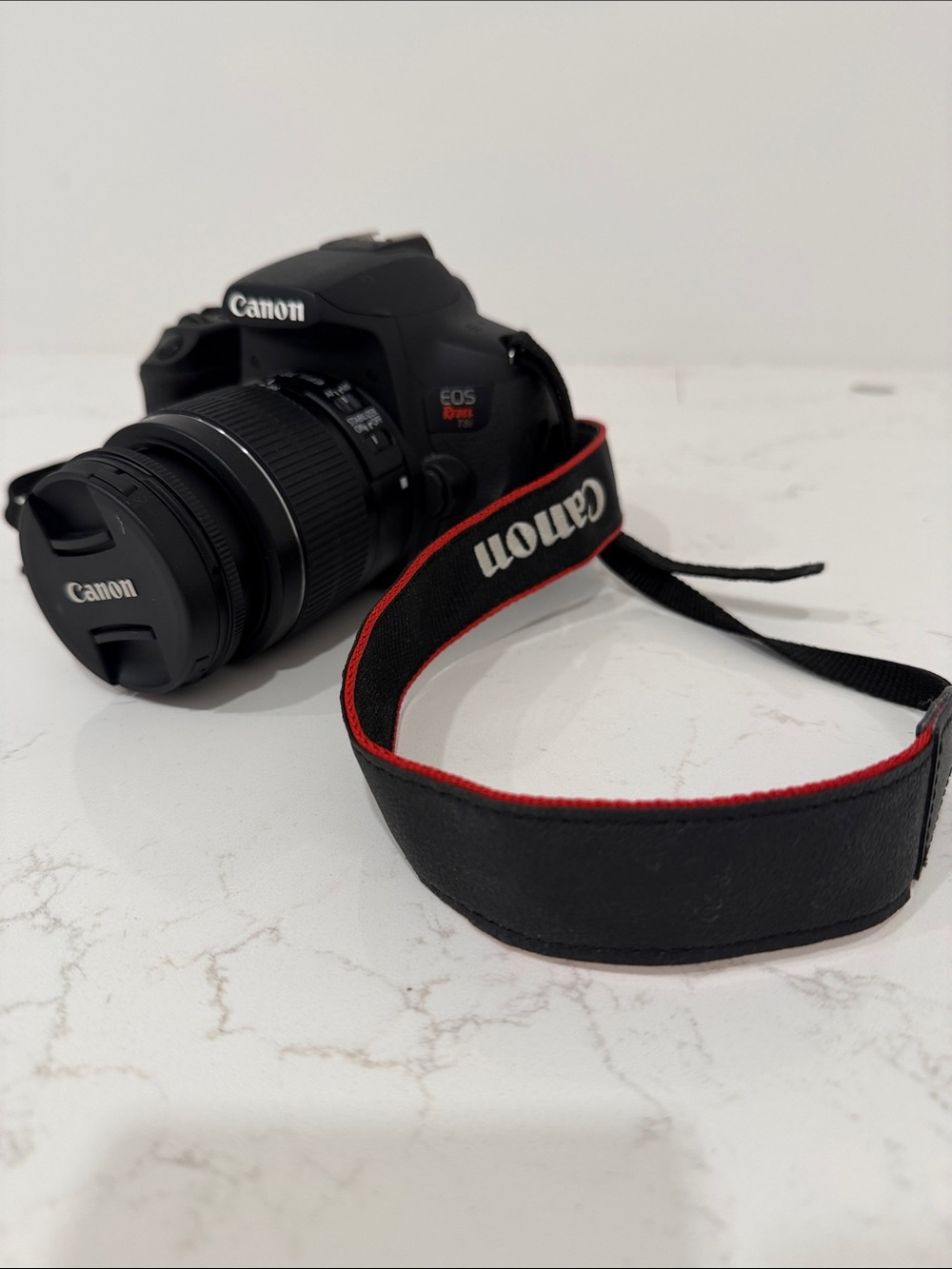 Canon EOS Rebel T8i EF-S 18-55mm is STM Lens Kit, Black